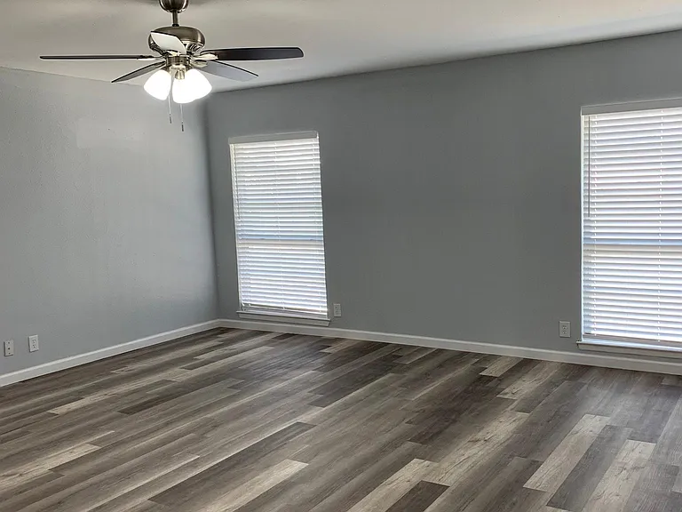 5135 Tom Stafford Dr — Photo 18
