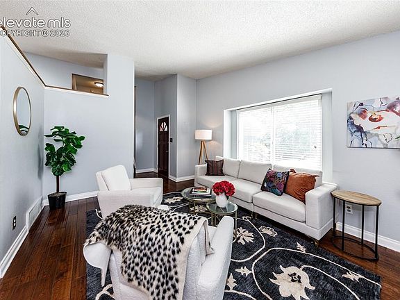 3rd image of 5255 Farm Ridge Pl