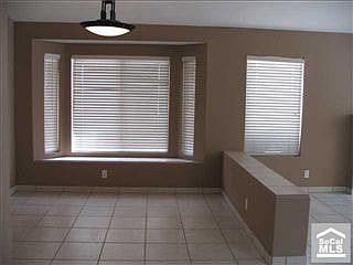 5th image of 374 S Rosebud Ct
