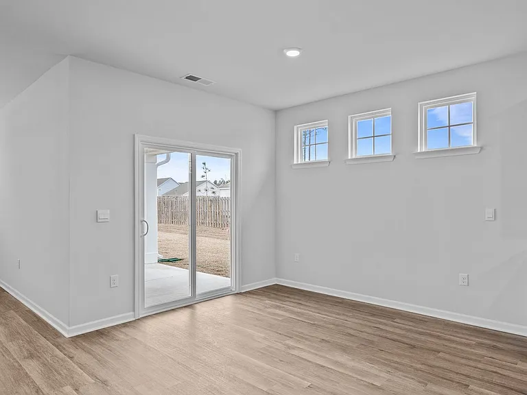 201 Jones Ridge Ln — Photo 12