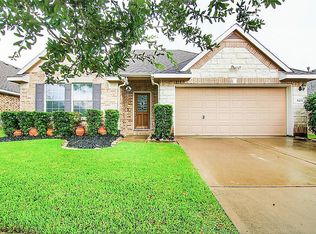 5409 Summer Spring Ln, Rosharon, TX 77583