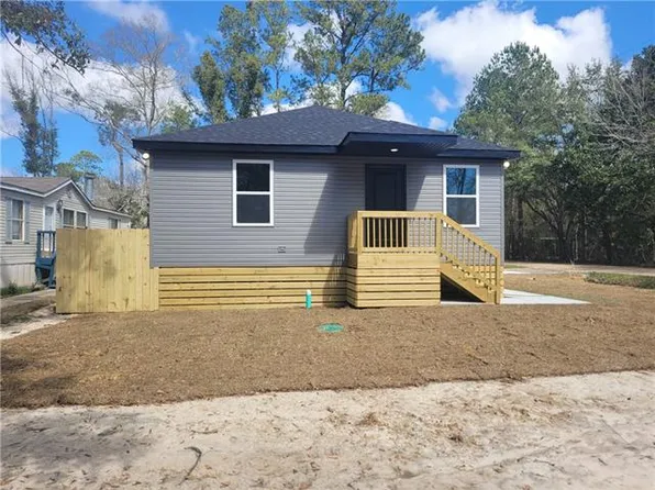 2402 Pelican St, Slidell, LA 70460