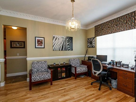 5th image of 422 Orionvista Way
