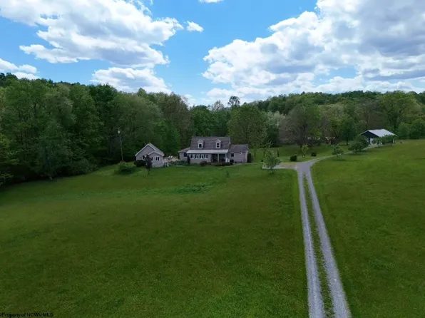 2655 Centerville Rd, Rock Cave, WV 26234