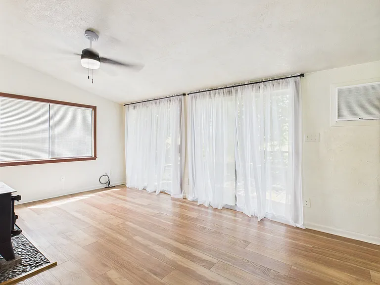7070 Tabor Rd — Photo 10