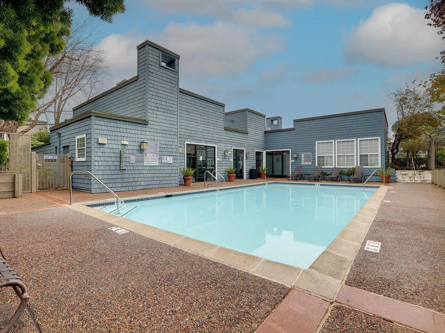 Gatewood Village — Photo 1