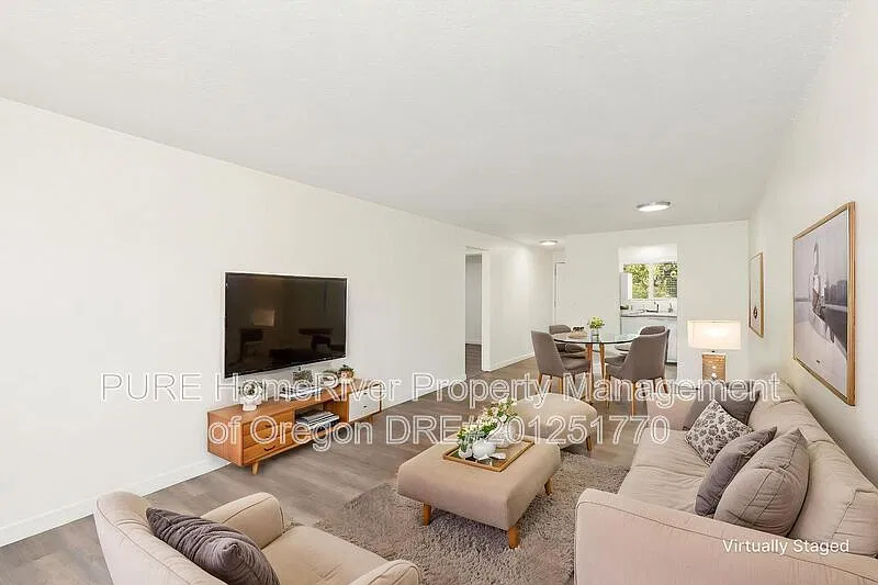18411 E Burnside St #203
