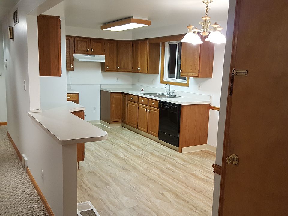 1st image of 41 Wendel Ave #2