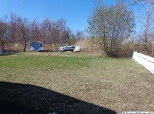 182 Mantoloking Rd, Brick, NJ 08723