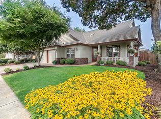 2307 Avengale Dr, Eugene, OR 97408