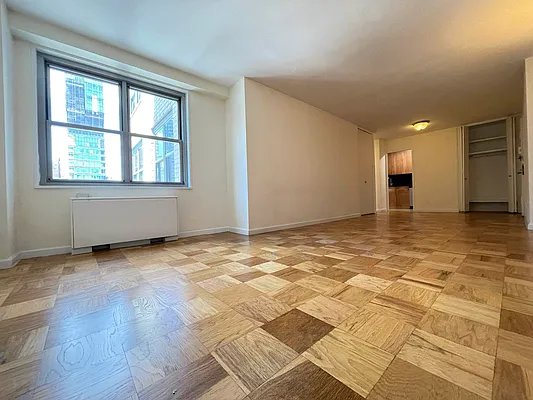 Rented by Bond New York | media 1