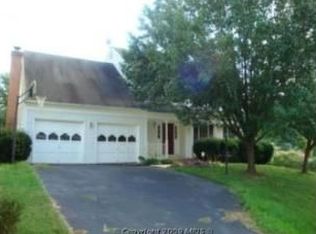 13589 Castlebridge Ln, Woodbridge, VA 22193