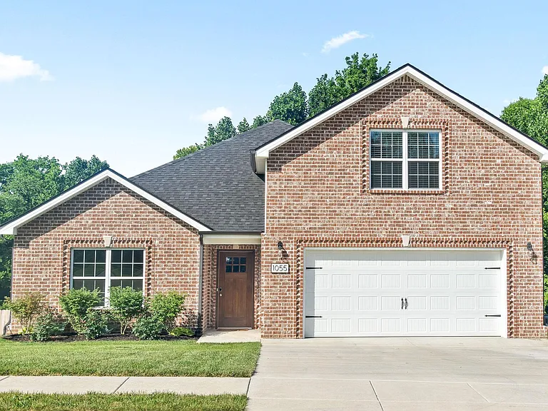 1055 Barnhill Rd — Photo 1