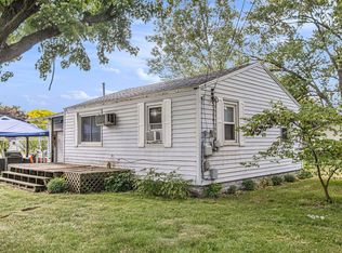 25952 Desmond Ave, Elkhart, IN 46517