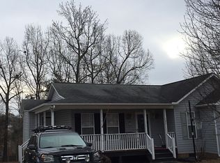 121 Falling Creek Dr, Thomasville, NC 27360