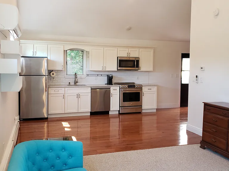 1 Mohawk St #1 — Photo 3