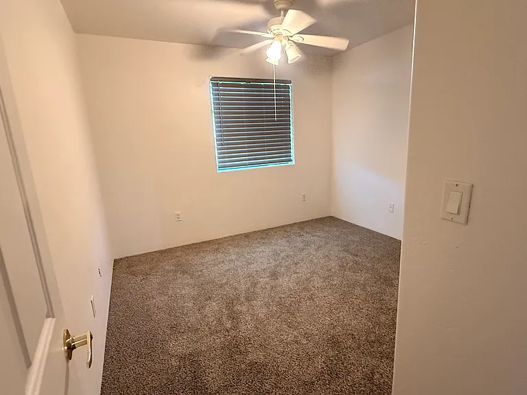 5636 E 26th St #3 — Photo 3