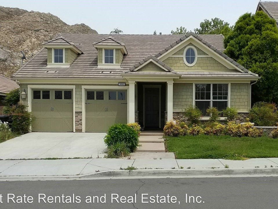 2nd image of 3061 Hawthorne Rd