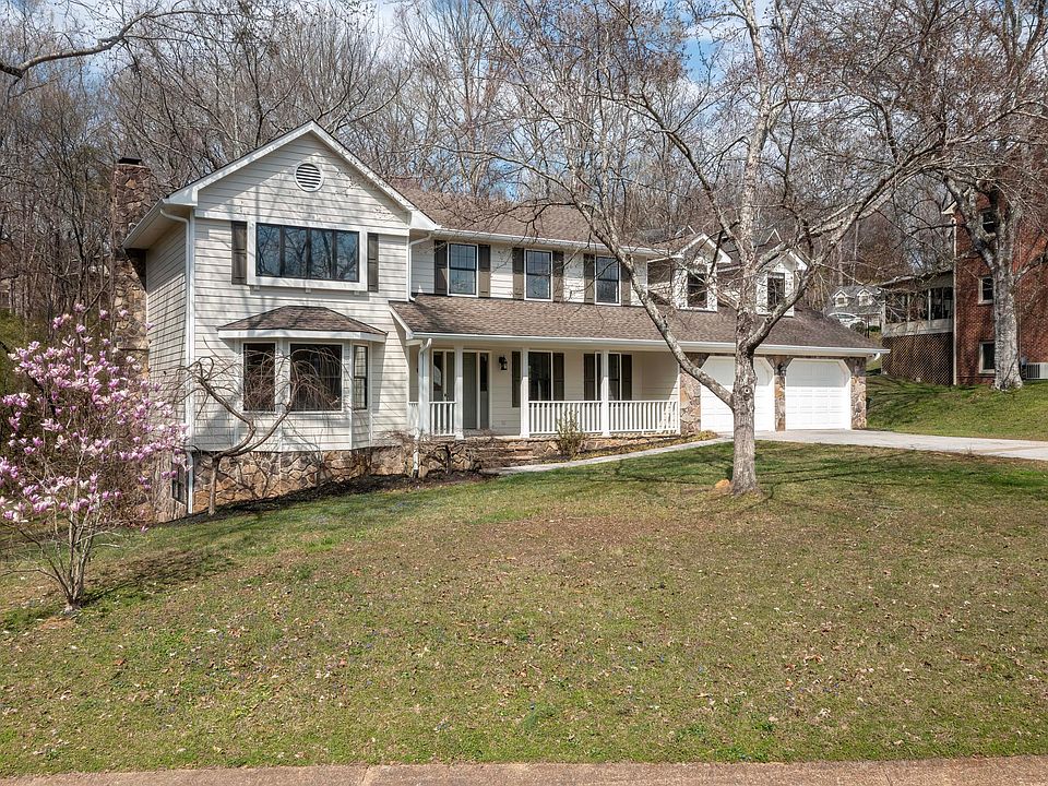 1st image of 1805 Connies Ln