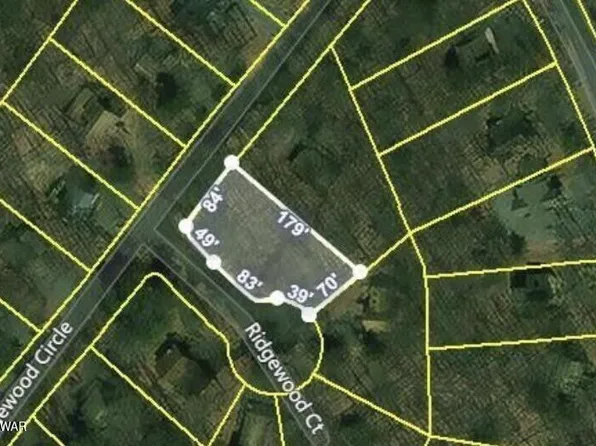 230 Ridgewood Ct, Lake Ariel, PA 18436