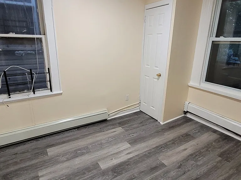 272 Littleton Ave #1 — Photo 5