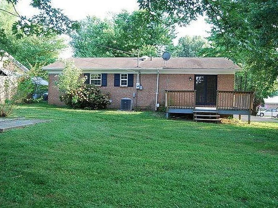 627 Wagonwheel Rd