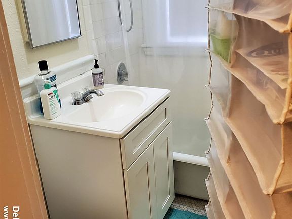 1203 Boylston St. #2 Boston - Fenway Shared Unit Photo 4