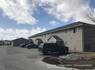 925 S Newcomb Ave #15, Sioux Falls, SD 57106