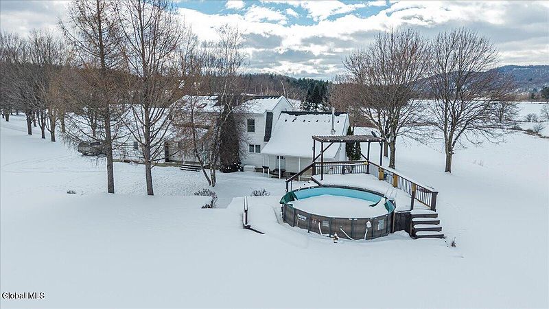 3rd image of 23 Fox Knoll Way
