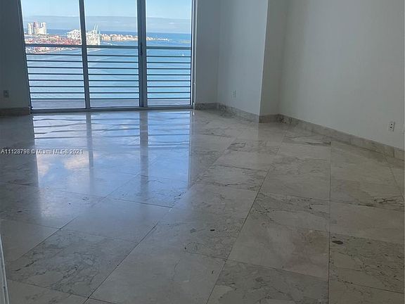 4th image of 325 Biscayne Blvd #3625