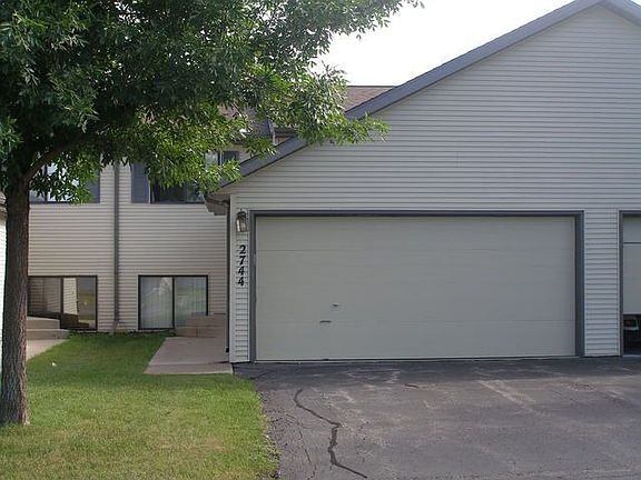 2nd image of 2744 32nd St S
