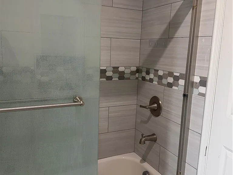 139 N Palm Ave #1 — Photo 19