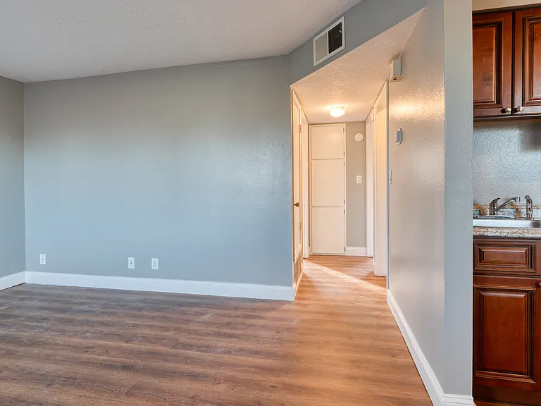 11912 Indian School Rd NE #6 — Photo 12