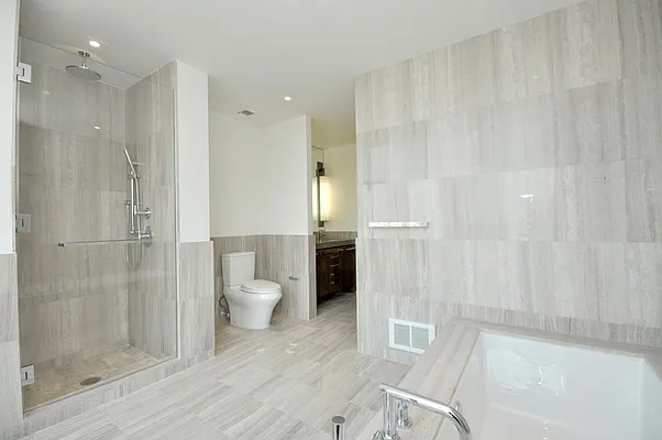 Rented by AA Management | media 28