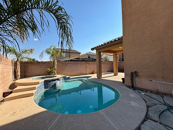 4th image of 4813 Canary Diamond Ave