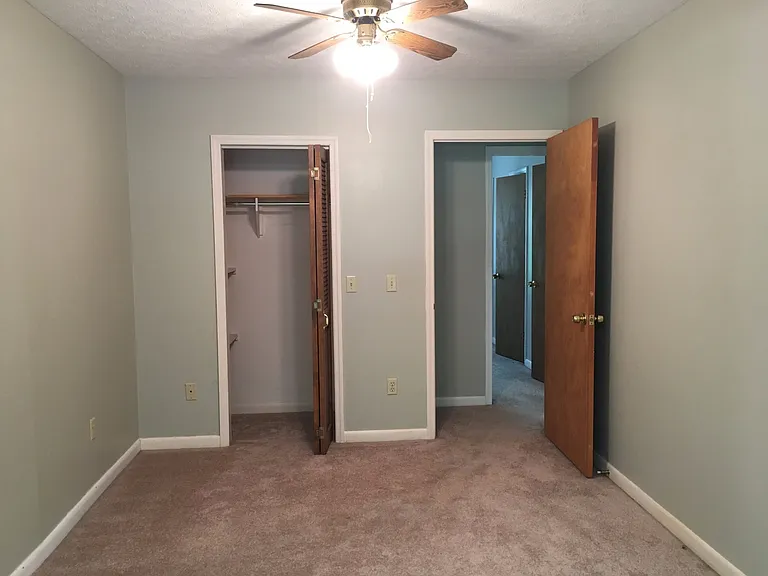 4084 Friendship Rd — Photo 17