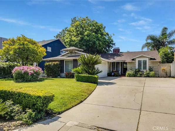 12128 Huston St, Valley Village, CA 91607