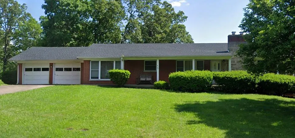 920 Sunset Dr