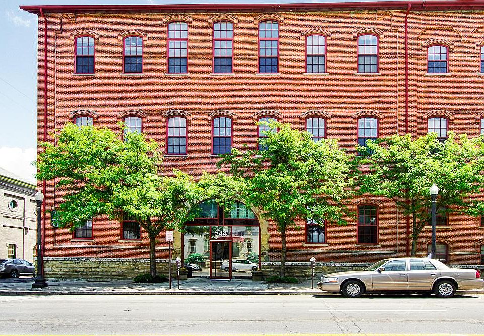 1st image of 544 S Front St #205