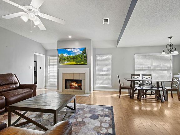 2nd image of 70476 2nd St