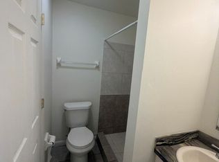 1318 SE 40th Ter, Cape Coral, FL 33904