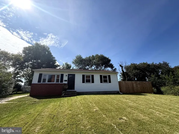 24 Hickory Ln, Dover, DE 19904