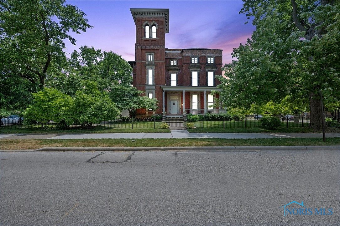 802 N Huron St, Toledo, OH 43604 Zillow