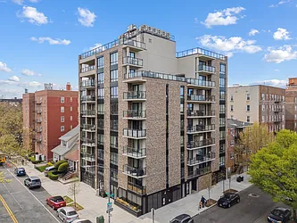 623 Avenue H