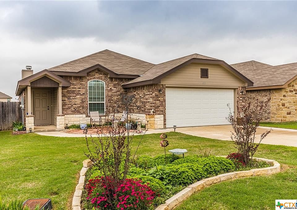 1st image of 6831 Ambrose Cir