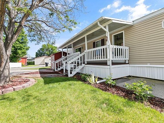 2nd image of 36 Big Sky Country Dr