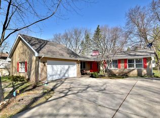 537 Wendt Ave, Dundee, IL 60118