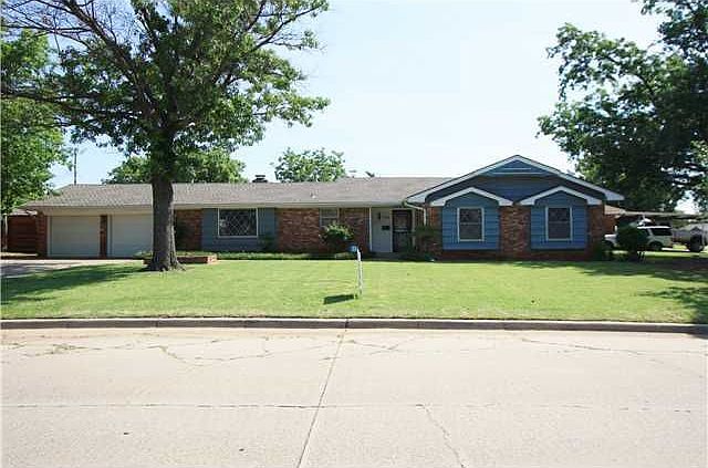 1st image of 701 SW 41st St