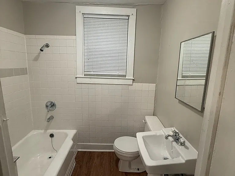 1195 Dorothy Pl #B — Photo 15