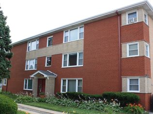 12930 Page Ct #2W, Blue Island, IL 60406